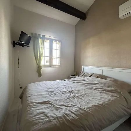 Mazet Renove A Ste-maxime, 3 Pieces, 6 Couchages, Centre-ville, A 500m - Fr-1-226-517