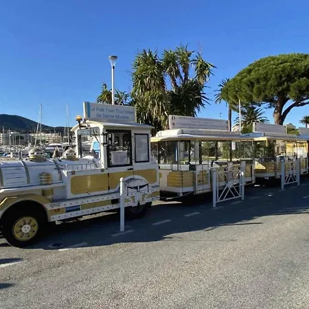 Mazet Renove A Ste-maxime, 3 Pieces, 6 Couchages, Centre-ville, A 500m - Fr-1-226-517 * Sainte-Maxime