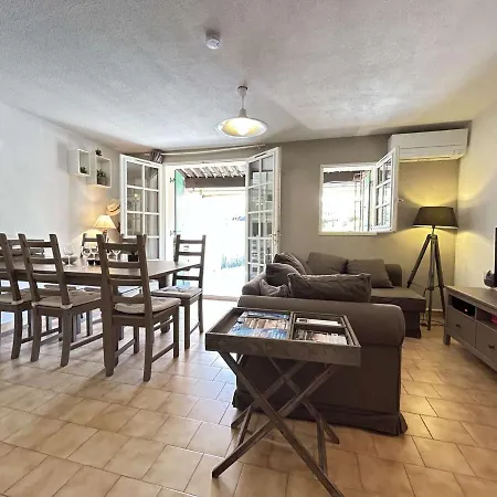 Сasa de vacaciones Mazet Rénové à Ste-maxime, 3 Pièces, 6 Couchages, Centre-ville, à 500m - Fr-1-226-517 Sainte-Maxime