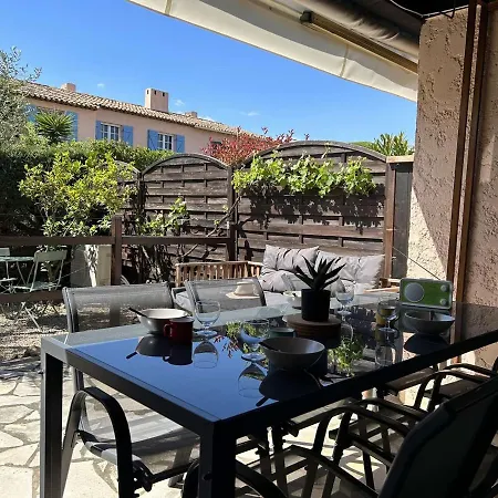 Holiday home Mazet Renove A Ste-maxime, 3 Pieces, 6 Couchages, Centre-ville, A 500m - Fr-1-226-517