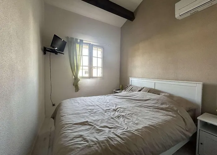 Mazet Renove A Ste-maxime, 3 Pieces, 6 Couchages, Centre-ville, A 500m - Fr-1-226-517