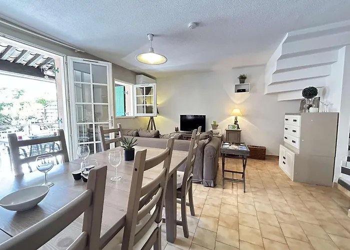 Mazet Rénové à Ste-maxime, 3 Pièces, 6 Couchages, Centre-ville, à 500m - Fr-1-226-517 Сasa de vacaciones Sainte-Maxime